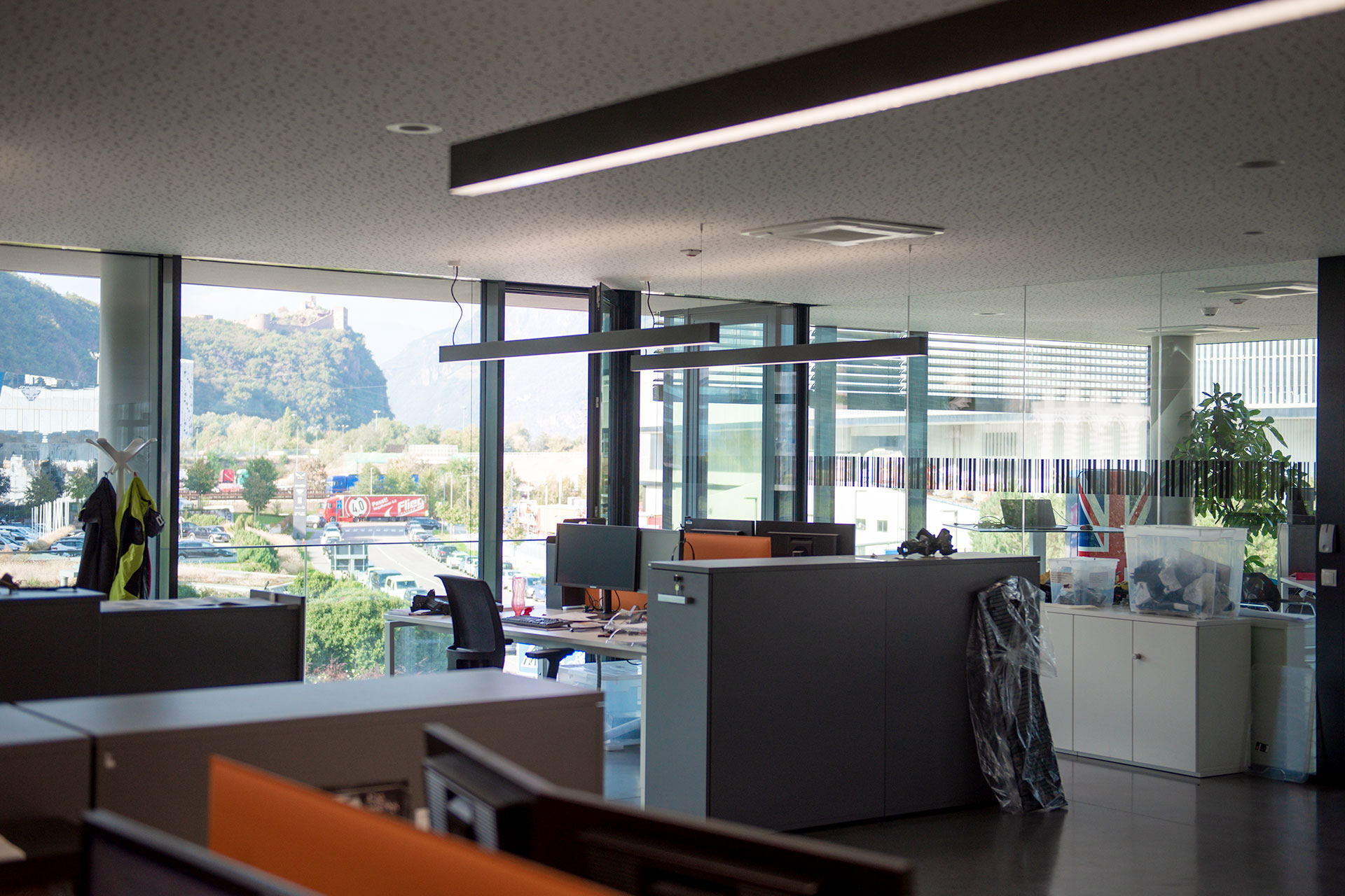 Karriere 4 Karriere svg+xml;charset=utf